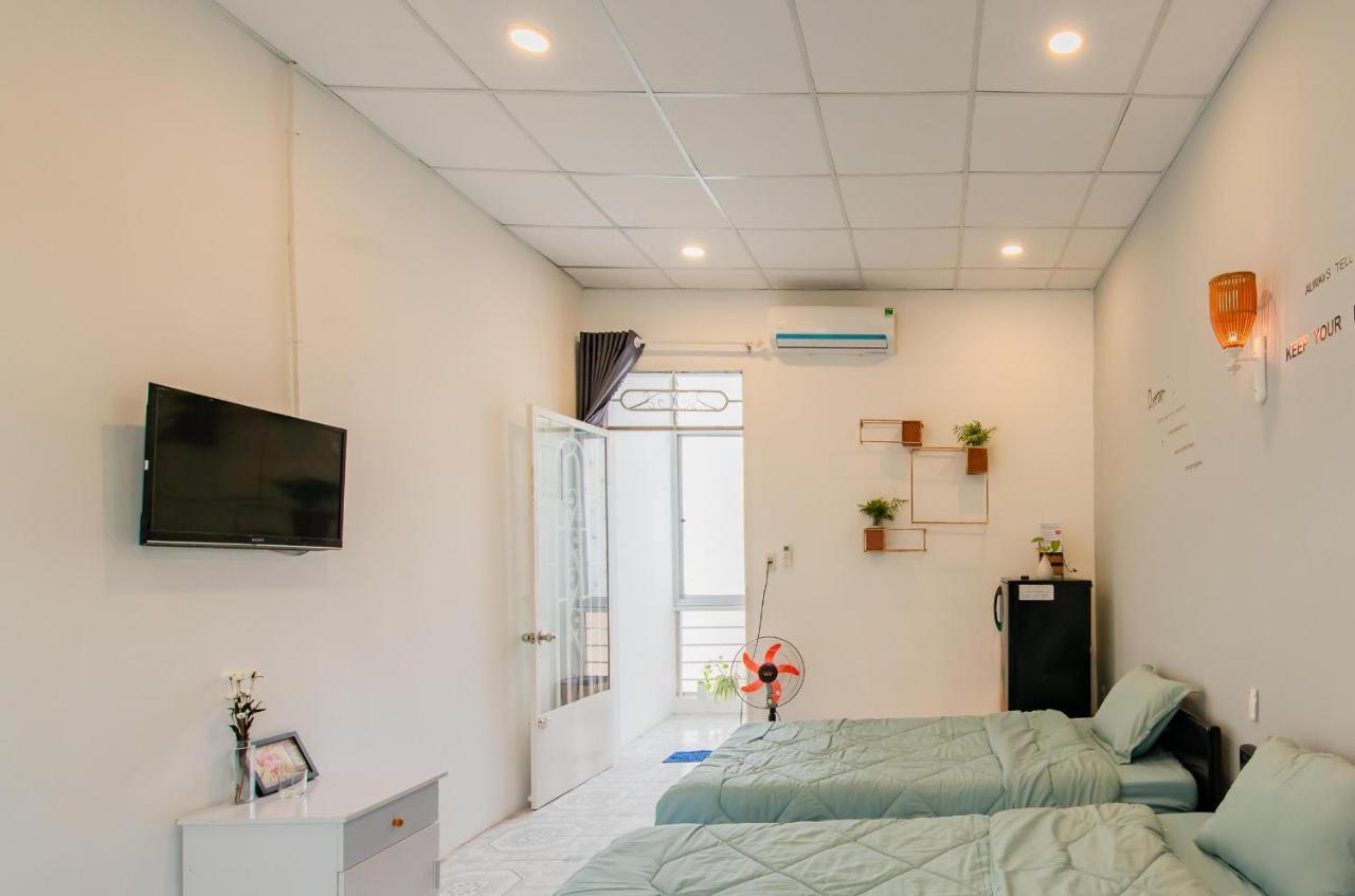 V3 Hostel Нячанг Экстерьер фото