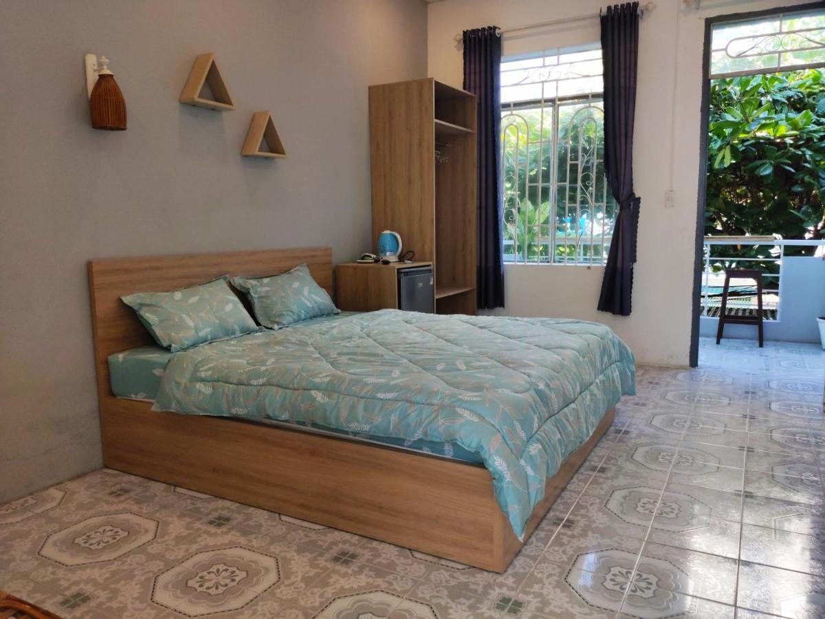 V3 Hostel Нячанг Экстерьер фото